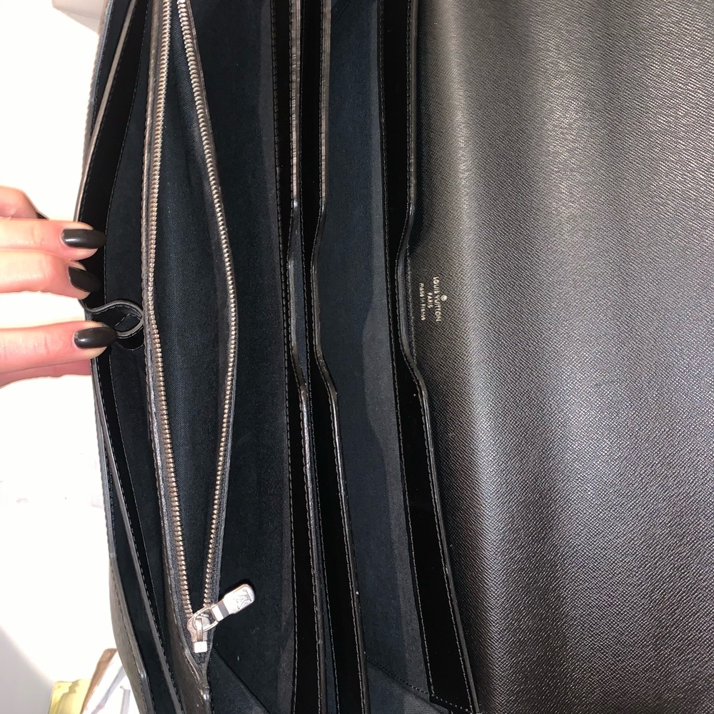 Luis Vuitton men briefcase - Picture 7 of 12